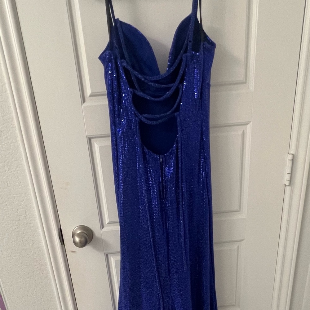 Prom Dress - Picture 3 of 5